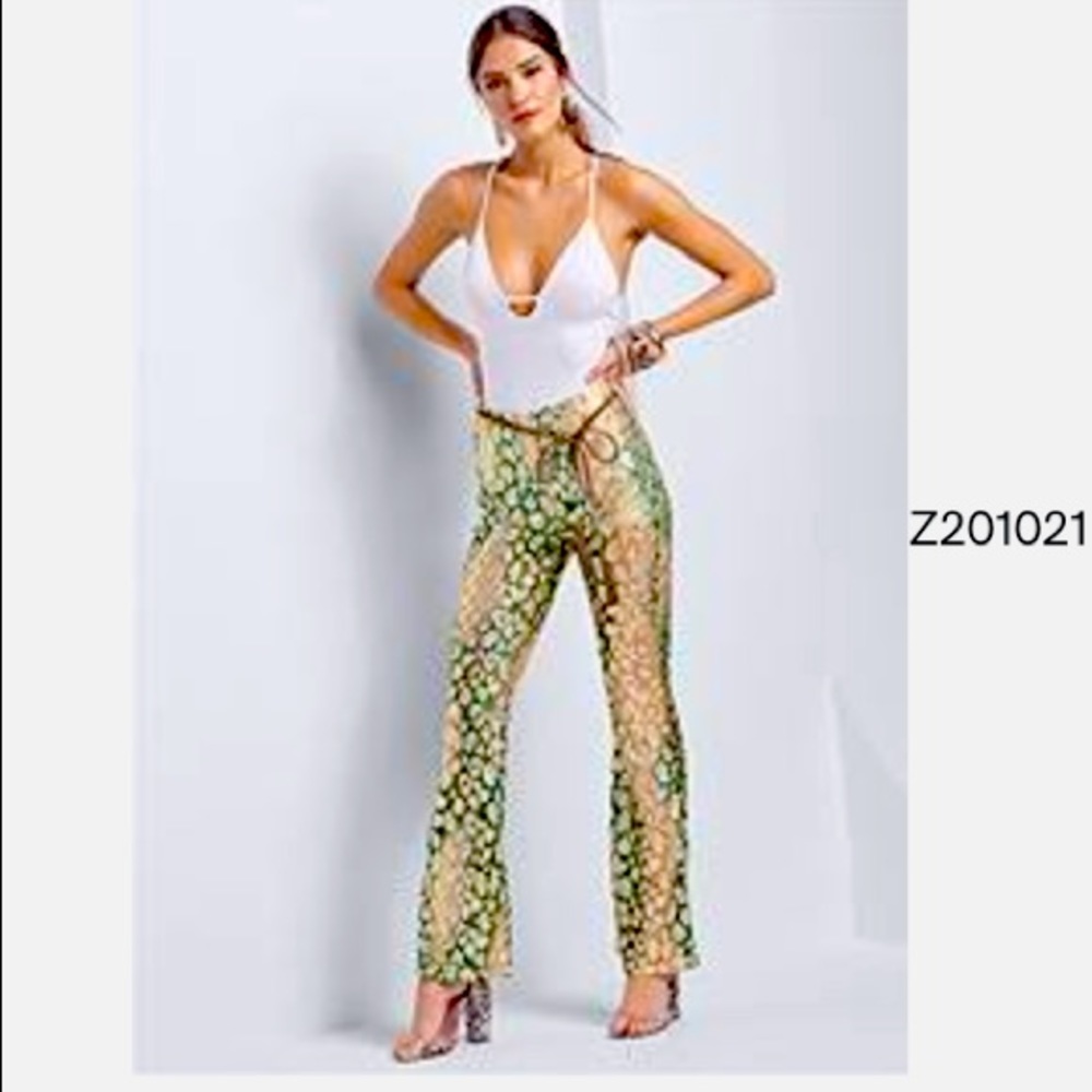 Size 6 Venus Brand Metallic Leopard Pants